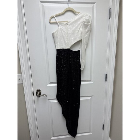 Mac Duggal Size 4 Black White 42037 Sequin One Puff Shoulder Gown Dress New Prom - Picture 10 of 14